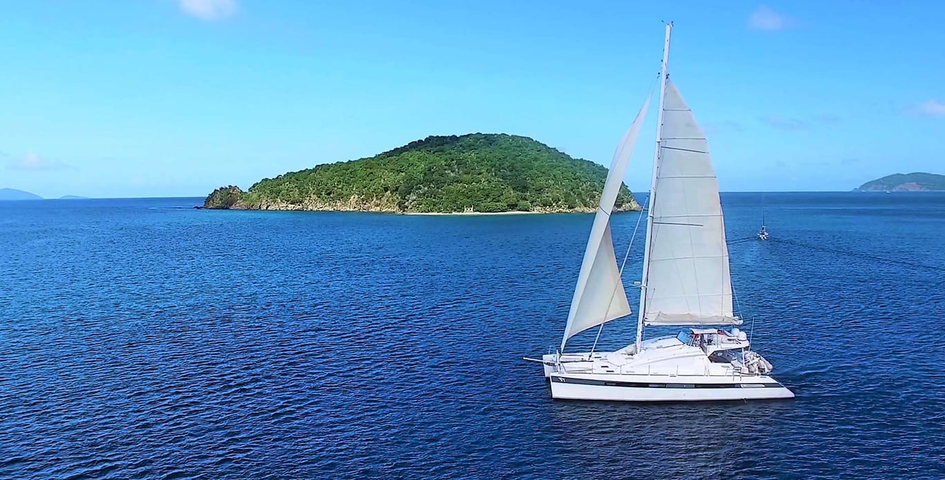 St. Thomas Catamaran Charter on Luar