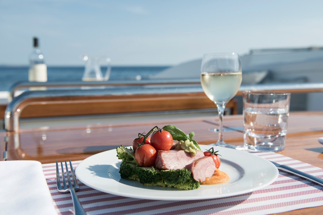 New England Charter cuisine on Dama de Noche