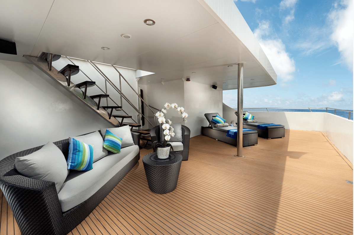 Sunset Spot on Indonesia Luxury Liveboard Gaia Love