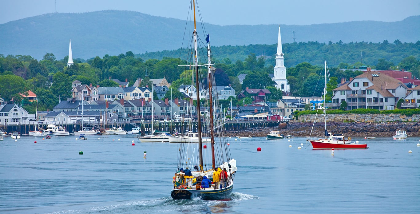 yacht charter in coastal New England