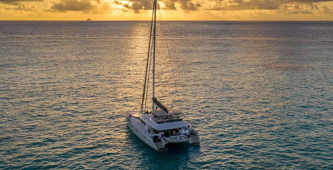 Catamaran Charter Twin Flame Raises the Adrenaline Bar
