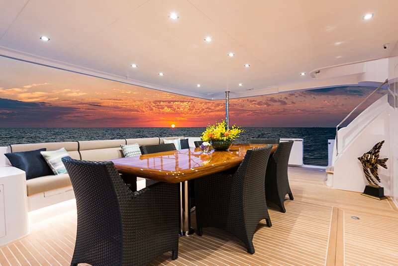 Ondeck Dining on Sea Glass catamaran ondeck dining on Sea Glass power catamaran charter