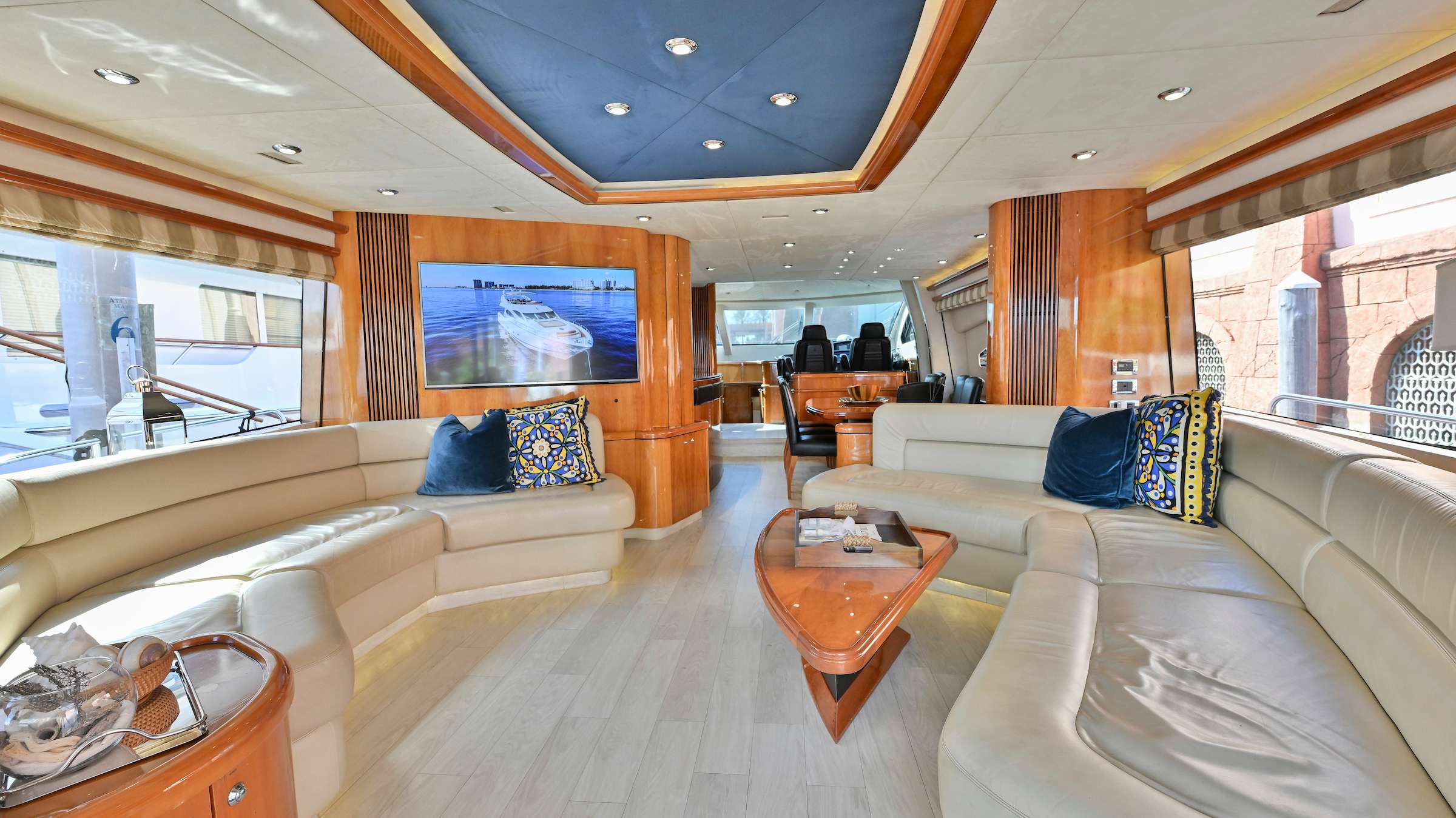 Motor Yacht 'AQUA ALBERTI', 6 PAX, 82.00 Ft, 25.00 Meters, Built 2006, Sunseeker, Refit Year 2017