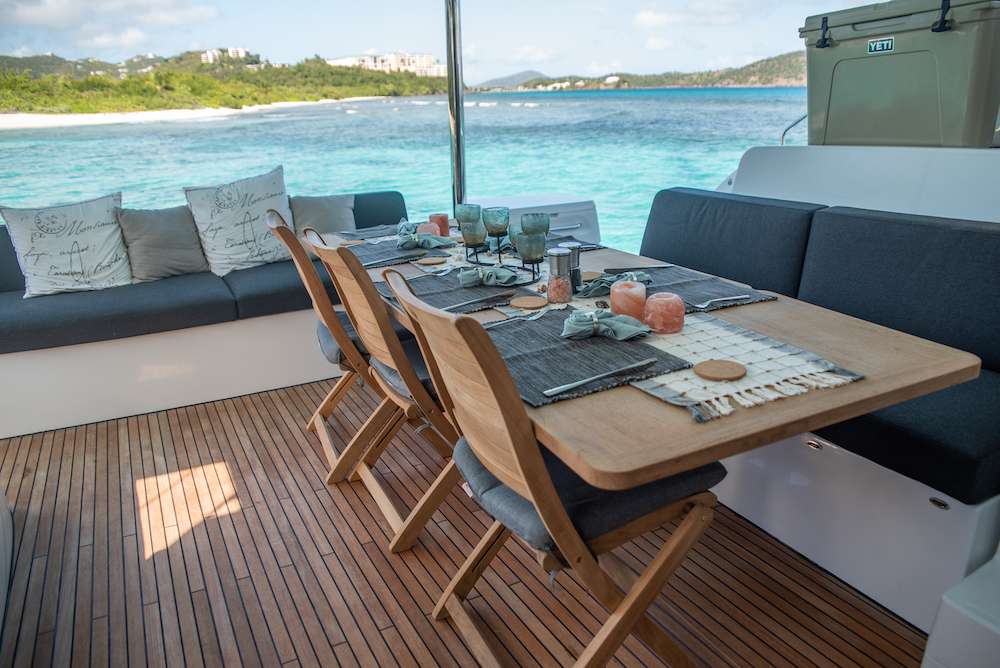 Catamaran Yacht 'KARMA' Dining Al fresco, 8 PAX, 2 Crew, 50.00 Ft, 15.00 Meters, Built 2020, Lagoon