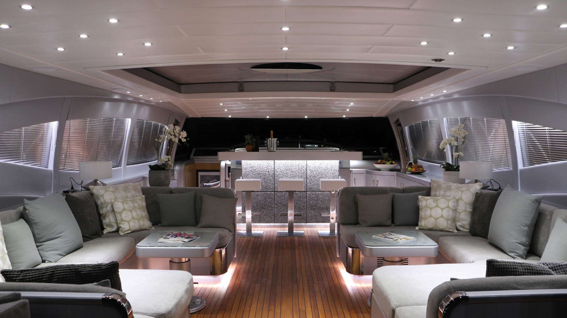 Motor Yacht 'JFF', 8 PAX, 5 Crew, 109.00 Ft, 33.00 Meters, Built 2001, Mangusta, Refit Year 2020