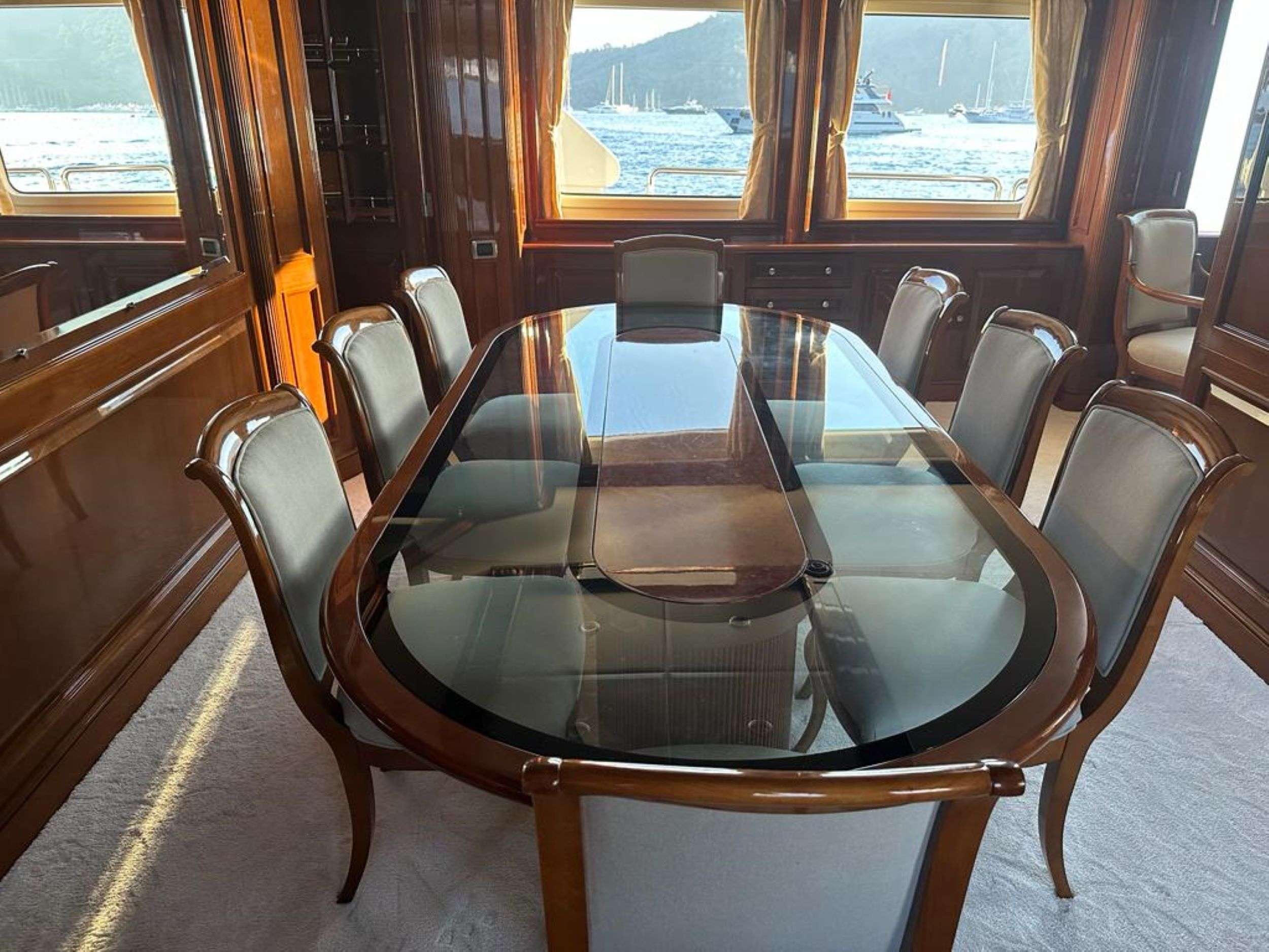 Motor Yacht 'FRIENDSHIP', 11 PAX, 7 Crew, 114.00 Ft, 35.00 Meters, Built 2000, Benetti, Refit Year 2014 and 2023