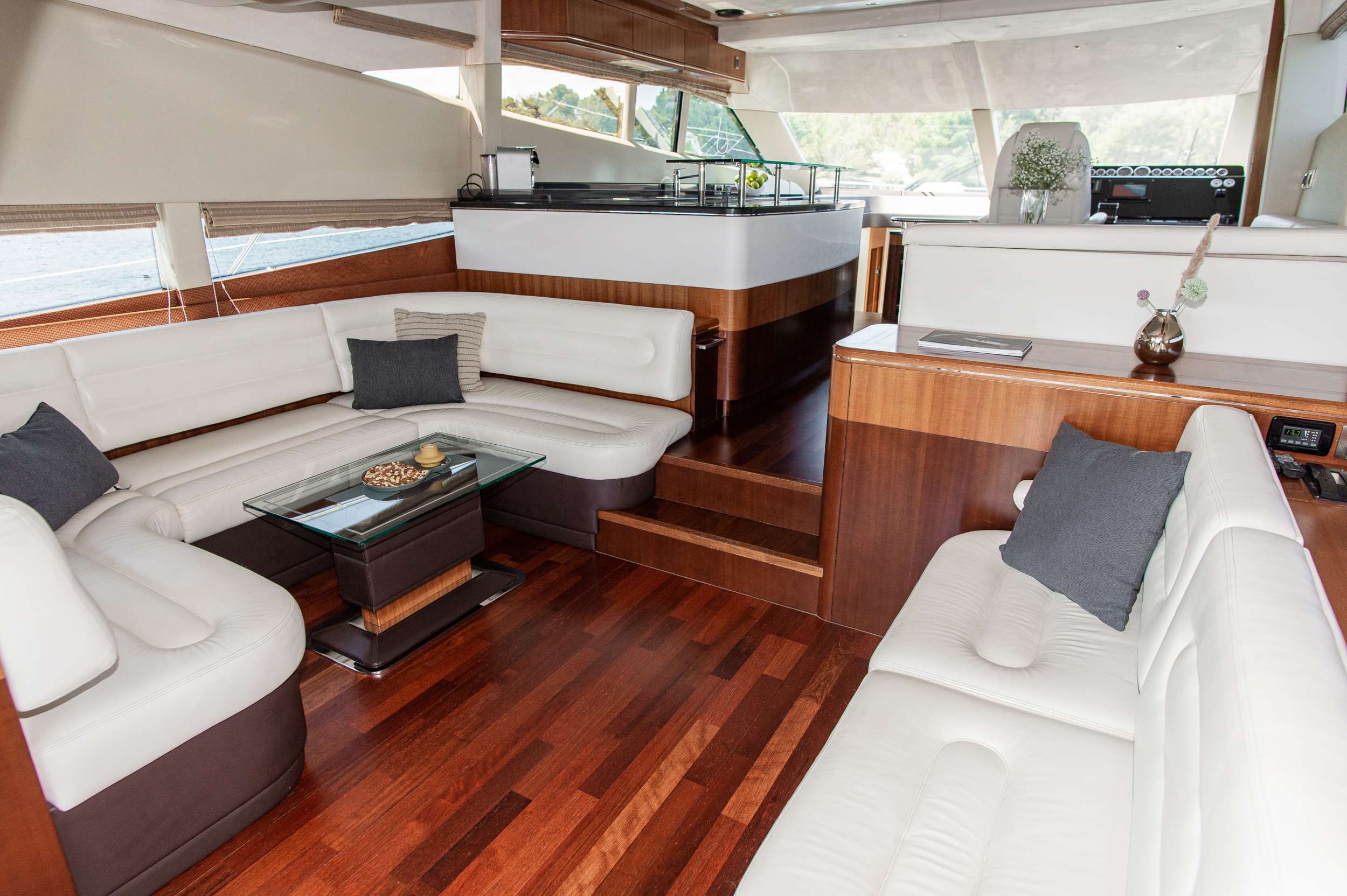 Motor Yacht 'LE CHIFFRE' Salon, 8 PAX, 65.00 Ft, 19.00 Meters, Built 2009, Galeon, Refit Year 2016
