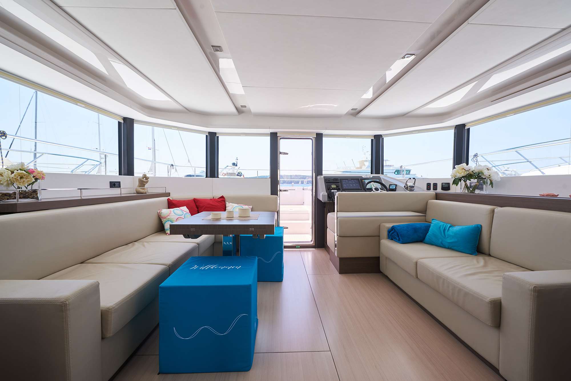 Motor Yacht 'GOOD VIBES ( LEOPARD 53 PC OWNER VERSION)', 6 PAX, 53.00 Ft, 16.00 Meters, Built 2021, Leopard