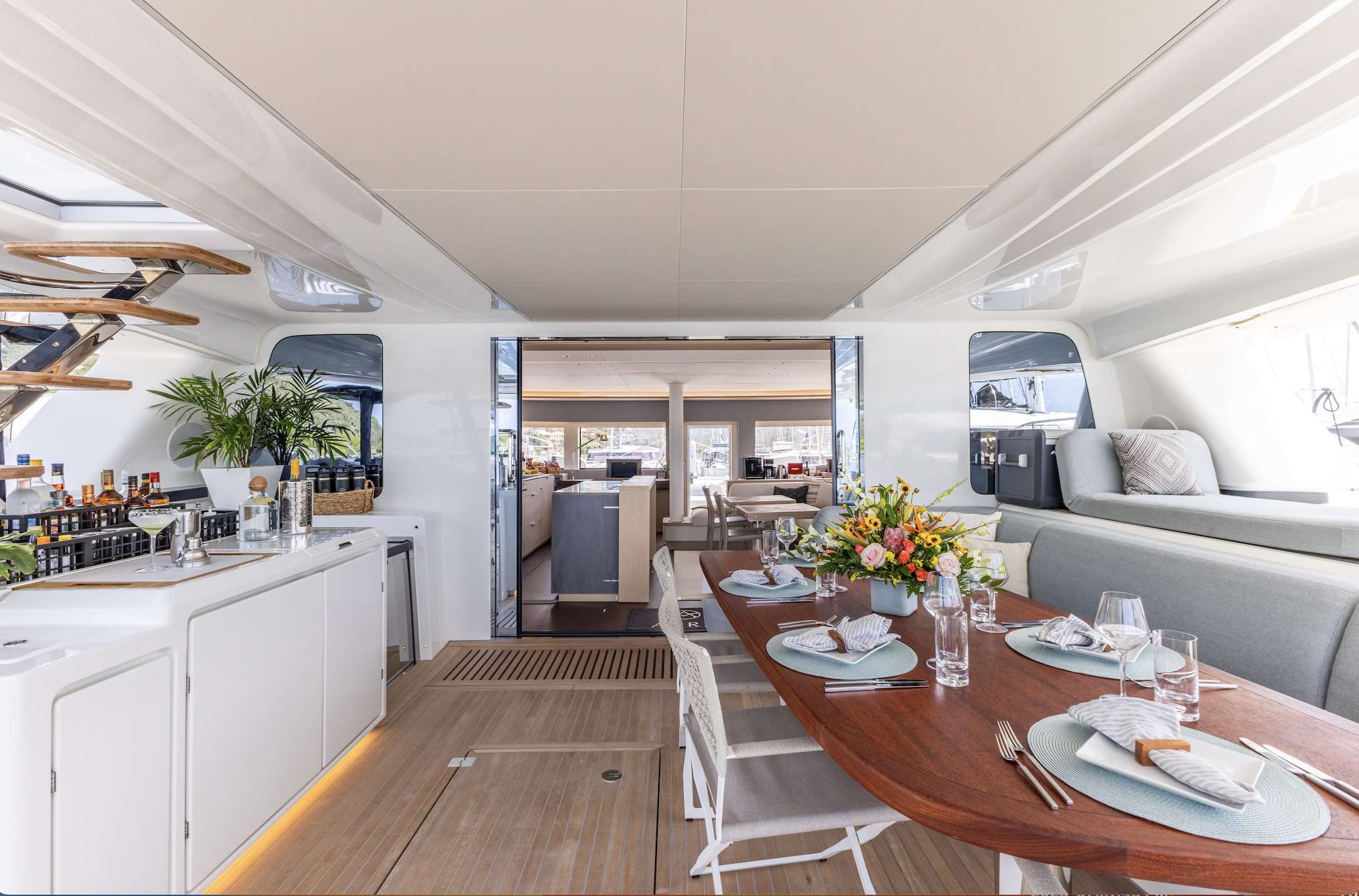 Catamaran Yacht 'AURA' Cockpit Dining, 8 PAX, 3 Crew, 65.00 Ft, 19.00 Meters, Built 2023, Lagoon