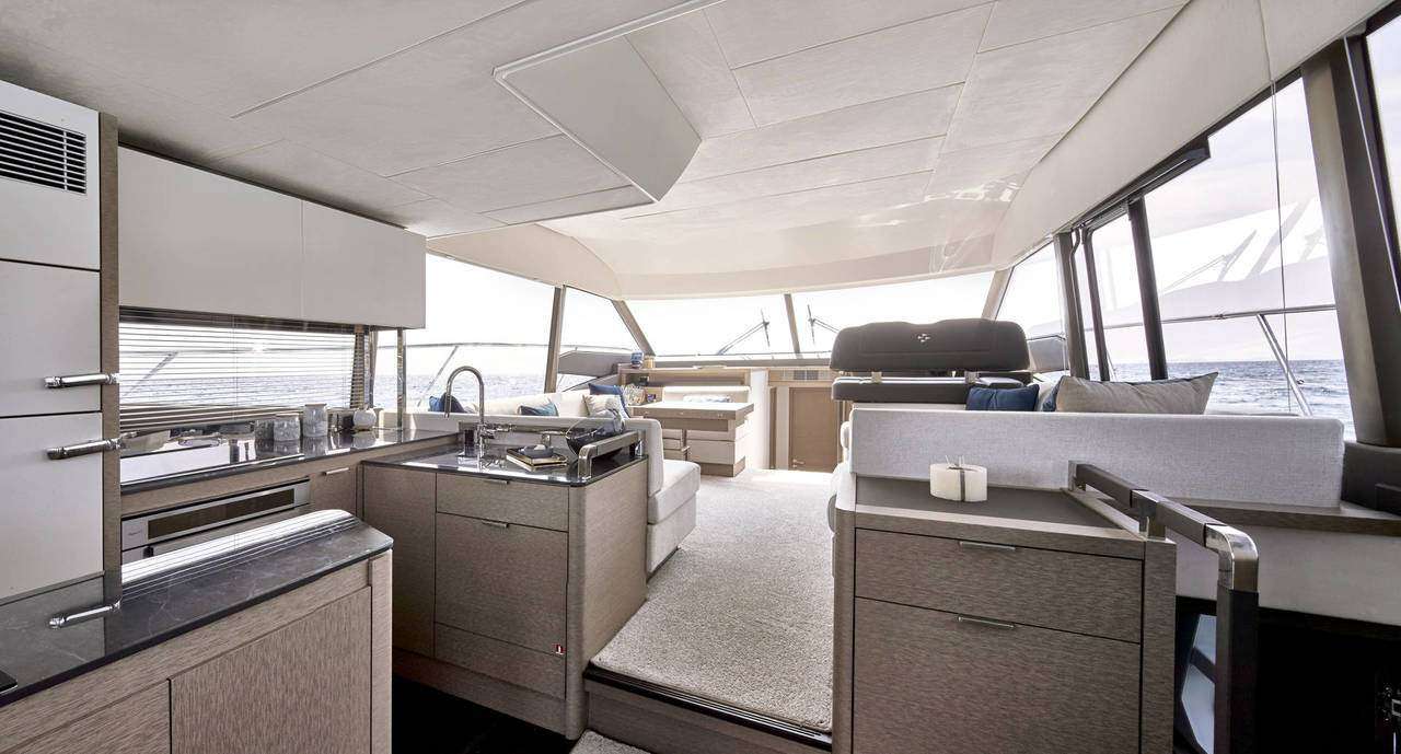 Motor Yacht 'PRESTIGE 590', 6 PAX, 1 Crew, 61.00 Ft, 18.00 Meters, Built 2022, Jeanneau
