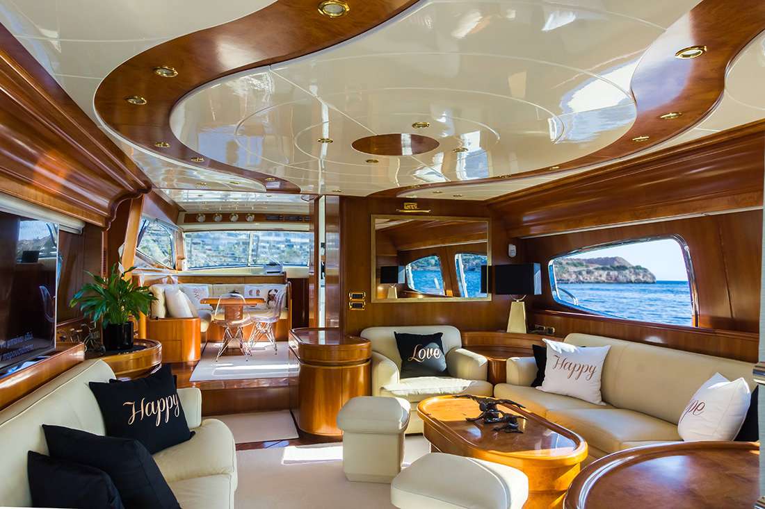 Motor Yacht 'AMORAKI', 9 PAX, 4 Crew, 75.00 Ft, 22.00 Meters, Built 2002, Posillipo, Refit Year 2019