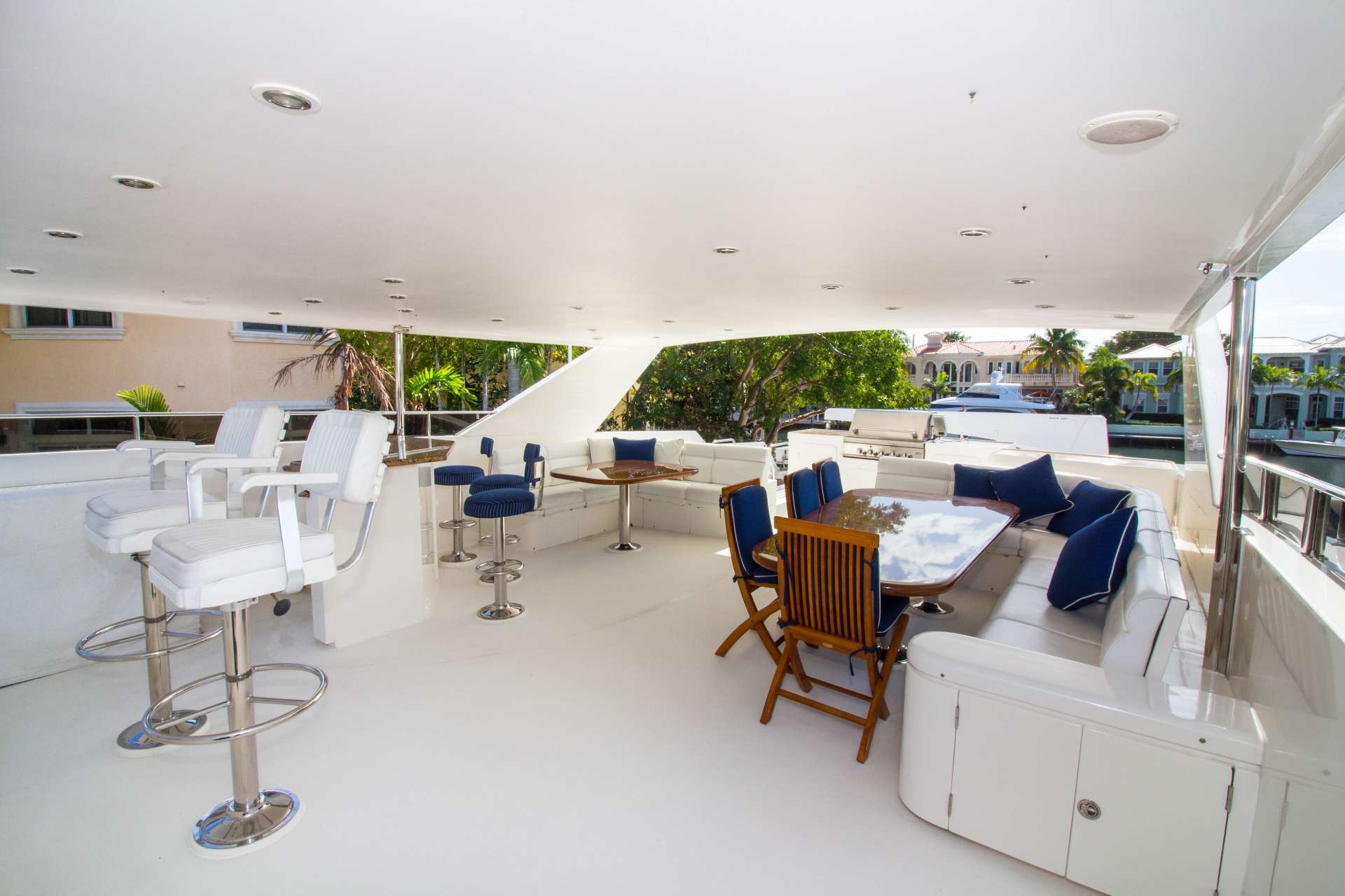 Motor Yacht 'SANCTUARY', 8 PAX, 3 Crew, 100.00 Ft, 30.00 Meters, Built 2002, Hargrave, Refit Year 2015