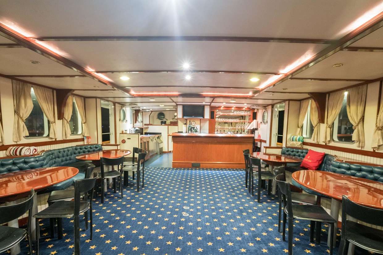 Sailing Yacht 'ARABELLA' Salon, 36 PAX, 6 Crew, 157.00 Ft, 47.00 Meters, Built 1983, Palmer Johnson, Refit Year 2000