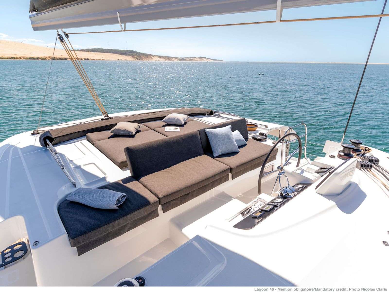 Catamaran Yacht 'LINO' Flybridge, 6 PAX, 2 Crew, 46.00 Ft, 14.00 Meters, Built 2023, Lagoon