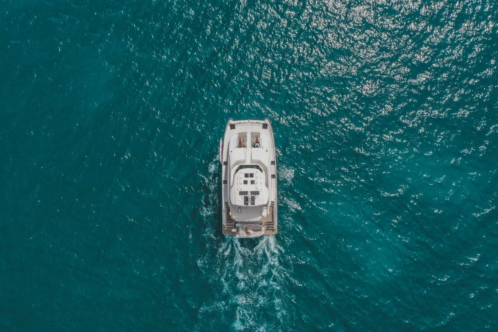 Catamaran Yacht 'GO TEAM', 8 PAX, 2 Crew, 54.00 Ft, 16.00 Meters, Built 2021, Aquila