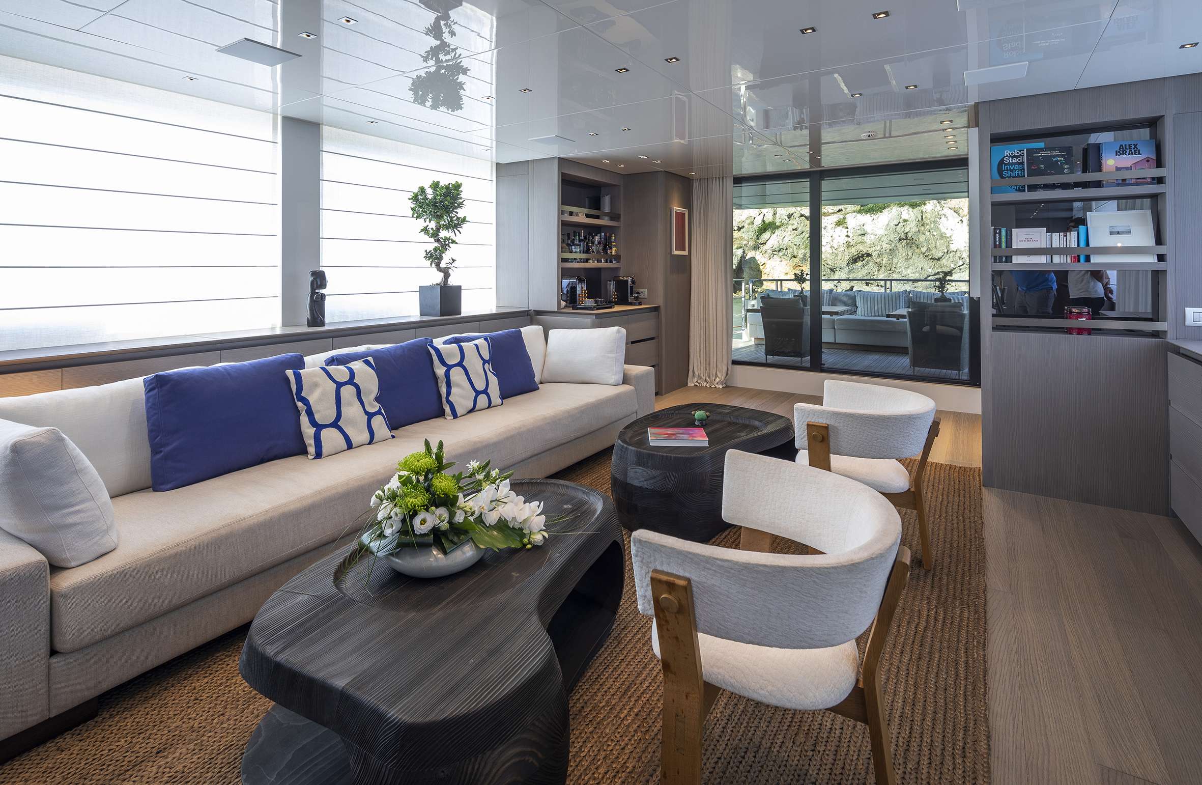 Motor Yacht 'DINAIA' Salon, 10 PAX, 6 Crew, 104.00 Ft, 32.00 Meters, Built 2018, San Lorenzo