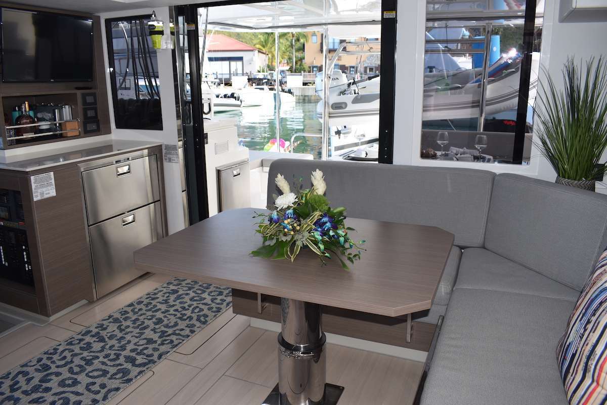 Catamaran Yacht 'BELIEVEN' Salon, 4 PAX, 2 Crew, 42.00 Ft, 12.00 Meters, Built 2021, Leopard