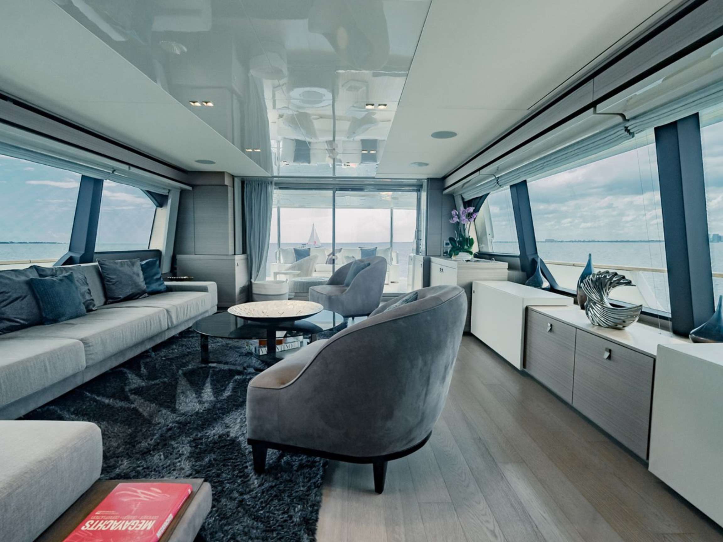 Motor Yacht 'BONUS ROUND' Main Salon, 10 PAX, 5 Crew, 92.00 Ft, 28.00 Meters, Built 2018, Custom Line, Refit Year 2022