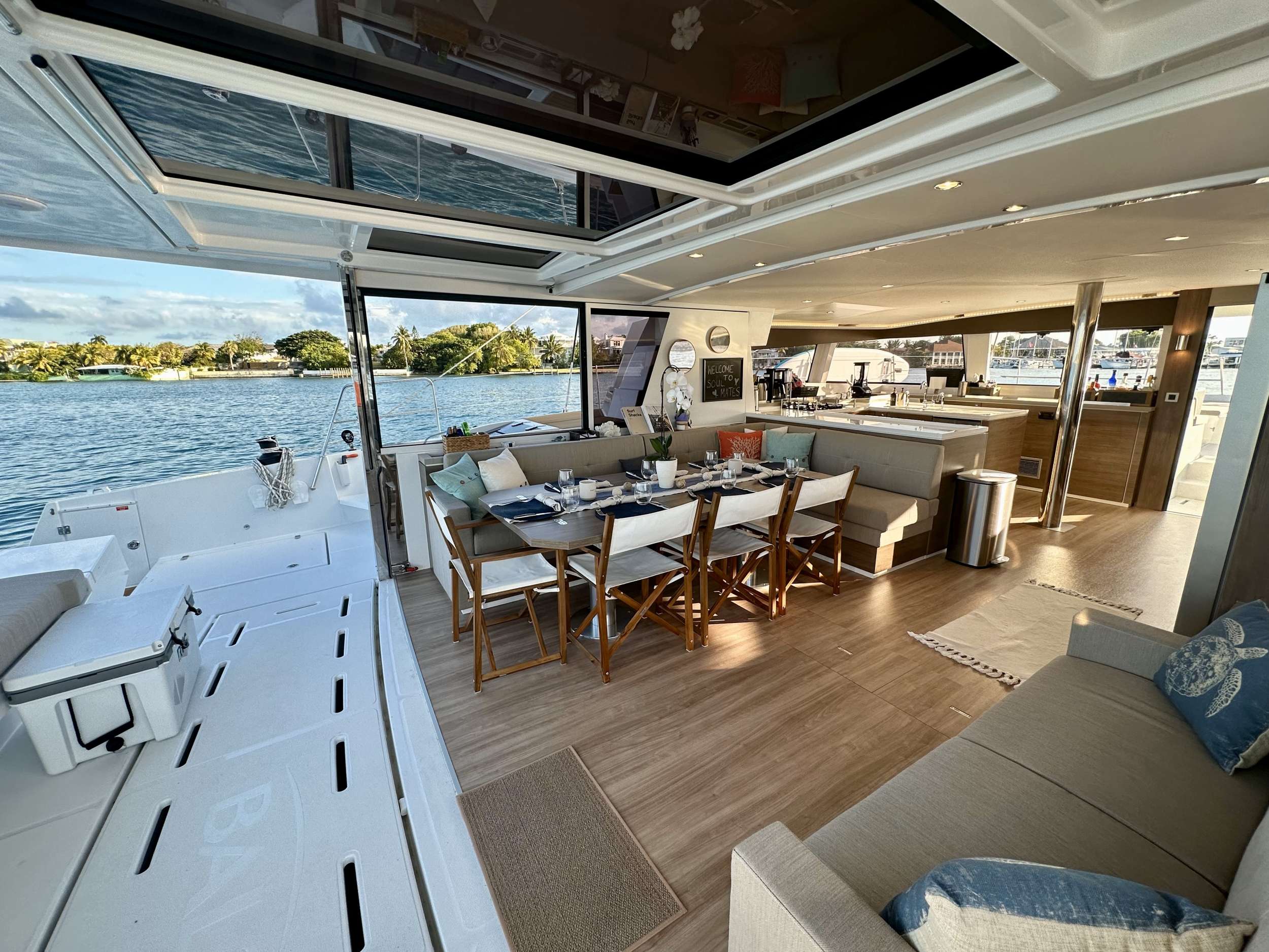 Catamaran Yacht 'SOUL MATES' Salon / Galley, 8 PAX, 2 Crew, 54.00 Ft, 16.00 Meters, Built 2023, Bali Catamarans