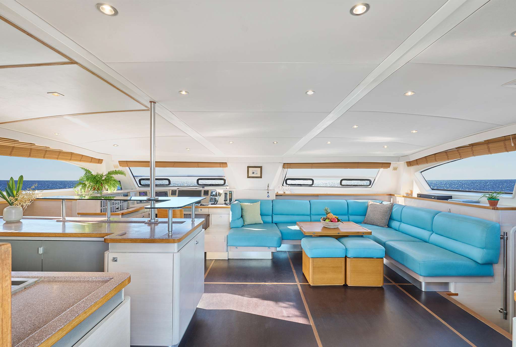 Catamaran Yacht 'STADIUM', 6 PAX, 2 Crew, 71.00 Ft, 21.00 Meters, Built 2008, Catana