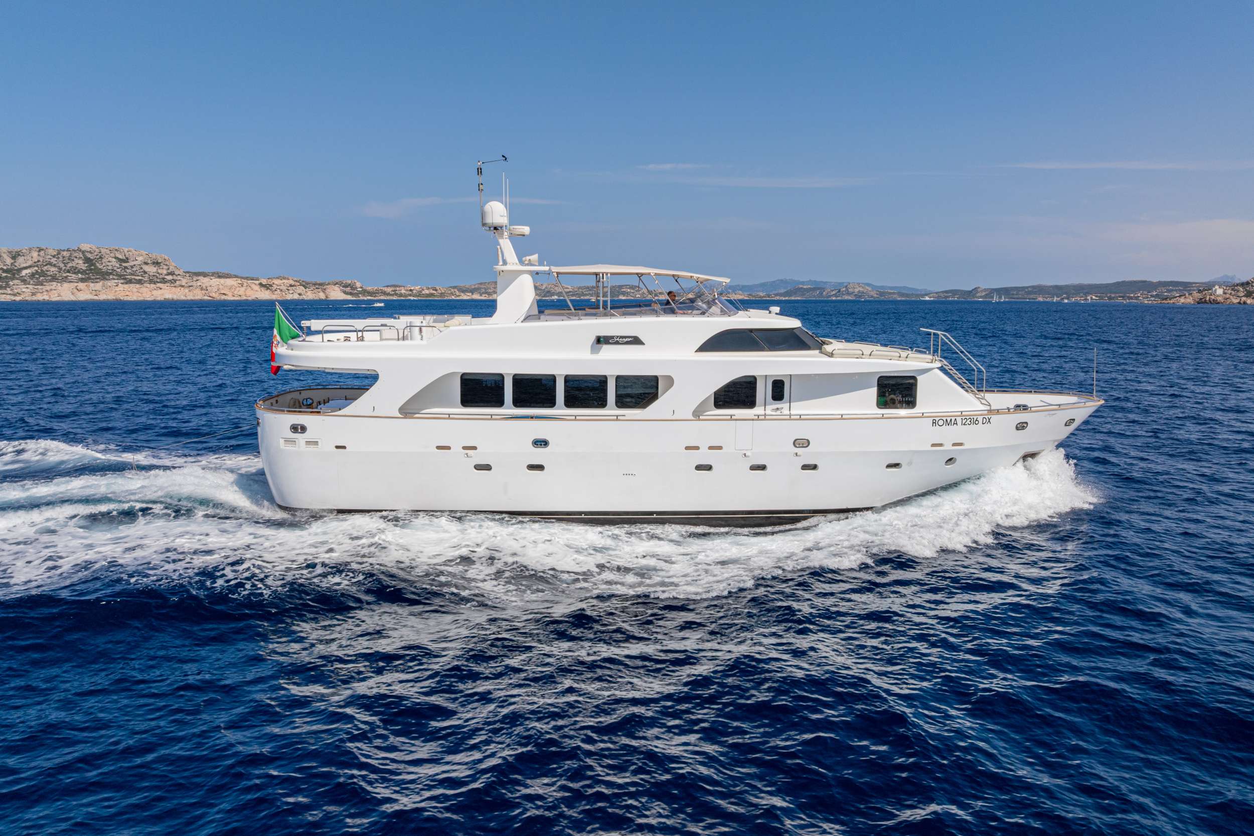 Motor Yacht 'SHANGRA' Profile View, 6 PAX, 3 Crew, 87.00 Ft, 26.00 Meters, Built 2007, Custom, Refit Year 2020