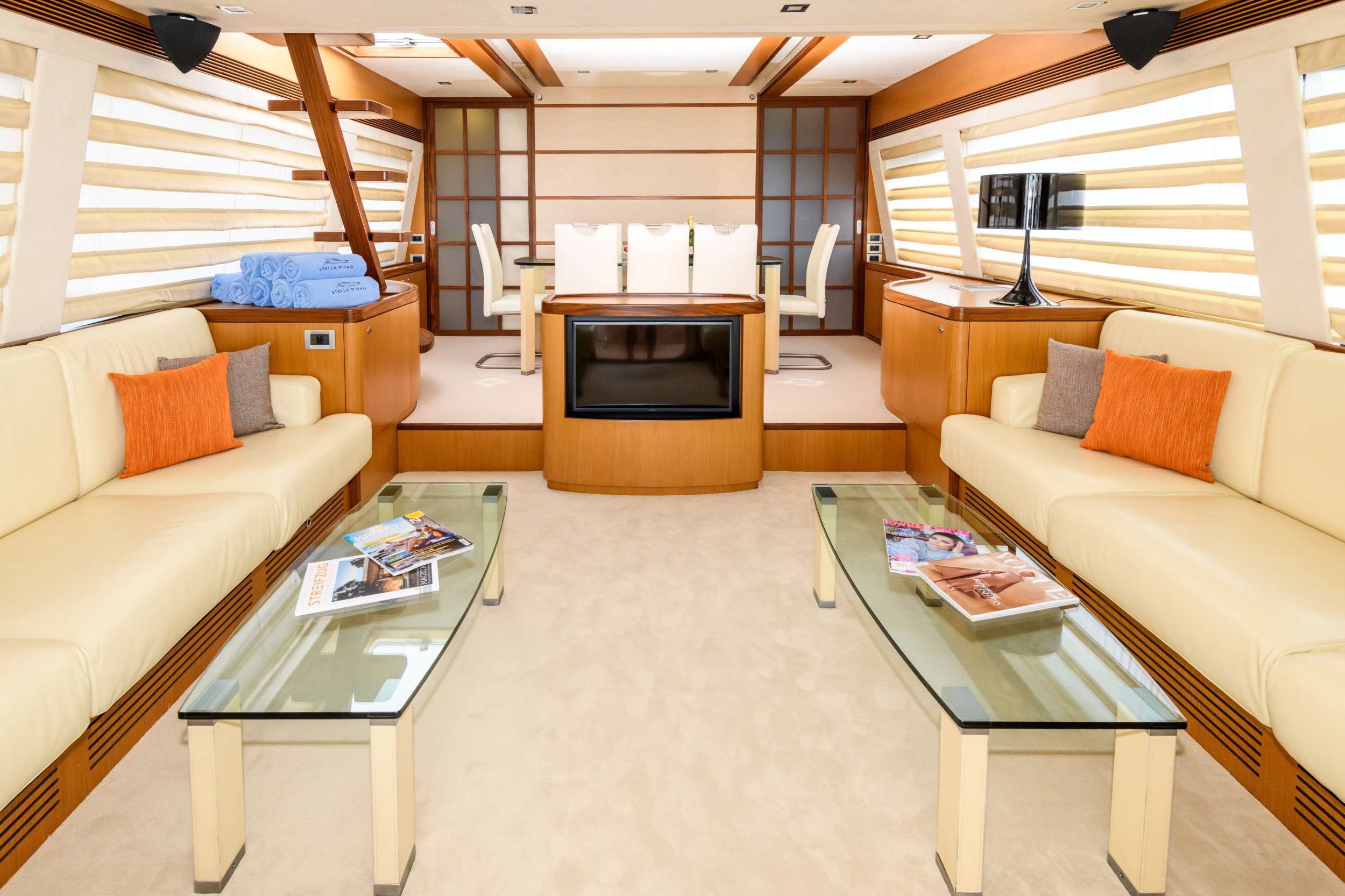 Motor Yacht 'STELLA D'ORO', 8 PAX, 3 Crew, 74.00 Ft, 22.00 Meters, Built 2007, Ferretti, Refit Year 2023