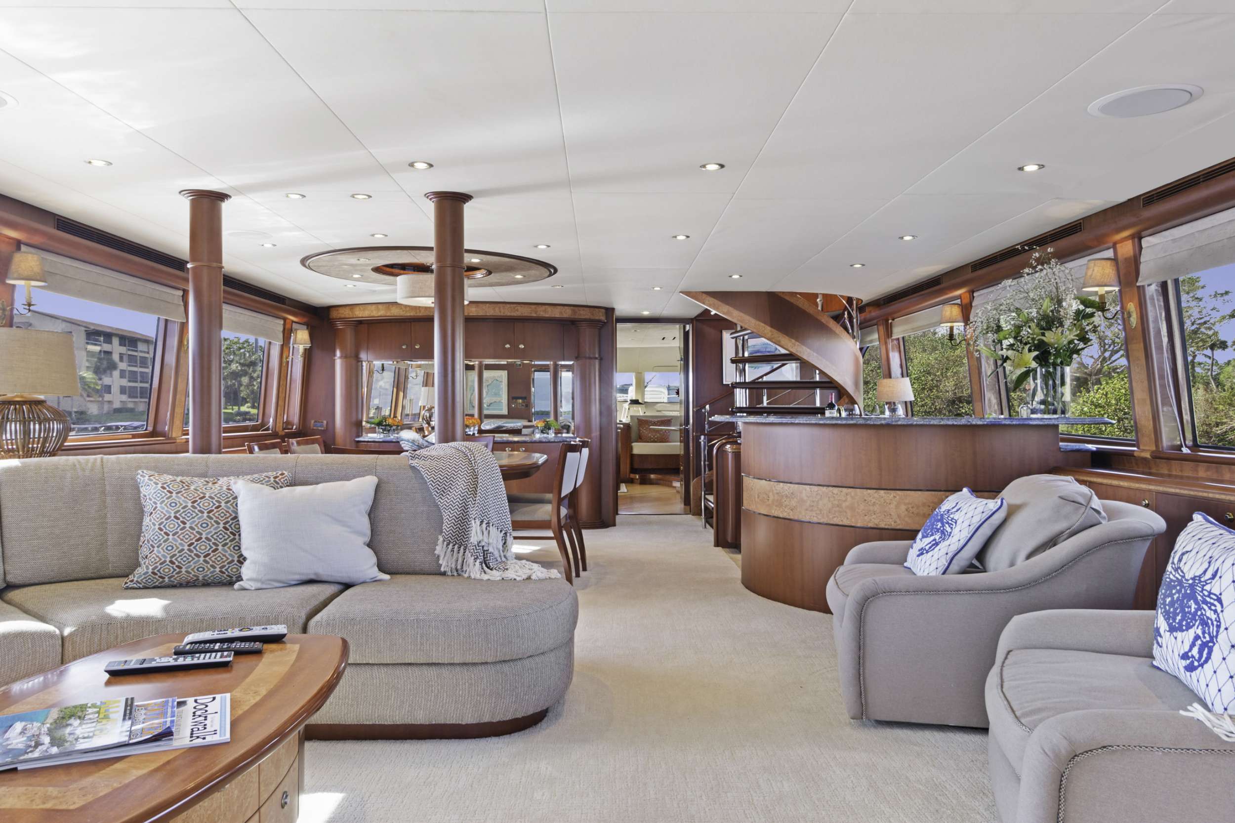 Motor Yacht 'WINDWARD' Main Salon, 6 PAX, 4 Crew, 90.00 Ft, 27.00 Meters, Built 2006, Cheoy Lee, Refit Year 2017