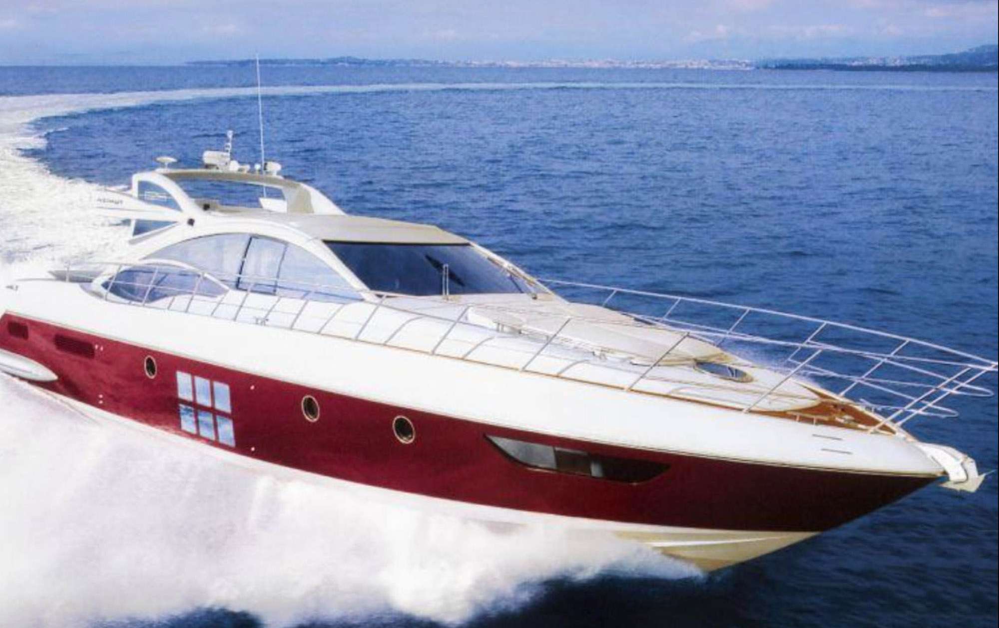 Motor Yacht 'WARREN KELLY', 6 PAX, 62.00 Ft, 18.00 Meters, Built 2014, Azimut, Refit Year 2020