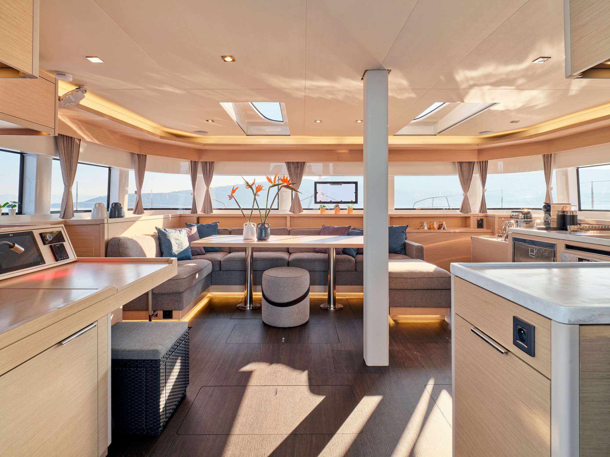 Catamaran Yacht 'AZUL', 8 PAX, 3 Crew, 55.00 Ft, 16.00 Meters, Built 2023, Lagoon