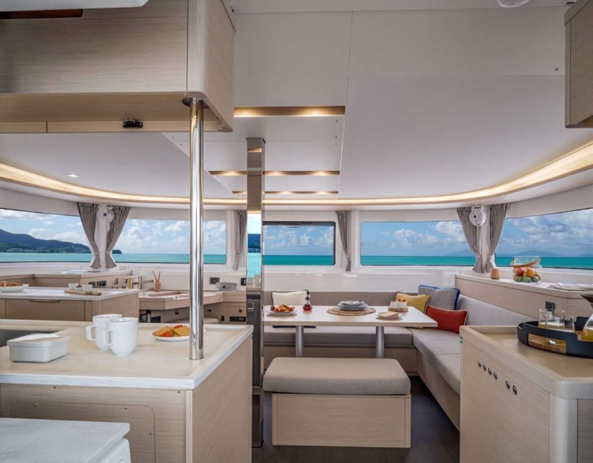 Catamaran Yacht 'GOOD MOOD', 4 PAX, 2 Crew, 46.00 Ft, 14.00 Meters, Built 2021, Lagoon