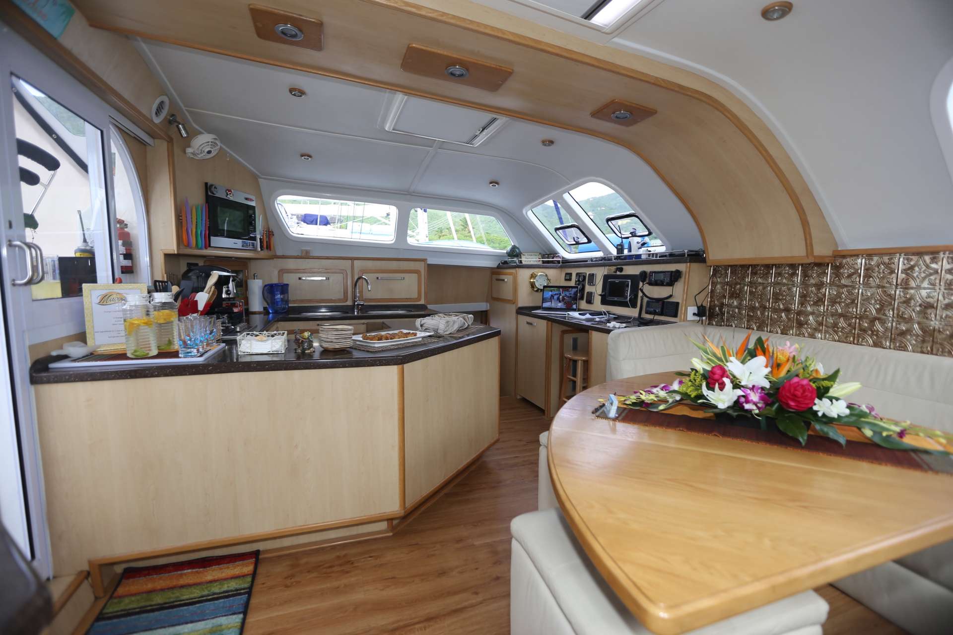 Catamaran Yacht 'MANNA' Salon and Galley, 8 PAX, 2 Crew, 53.00 Ft, 16.00 Meters, Built 2014, Royal Cape, Refit Year 2019