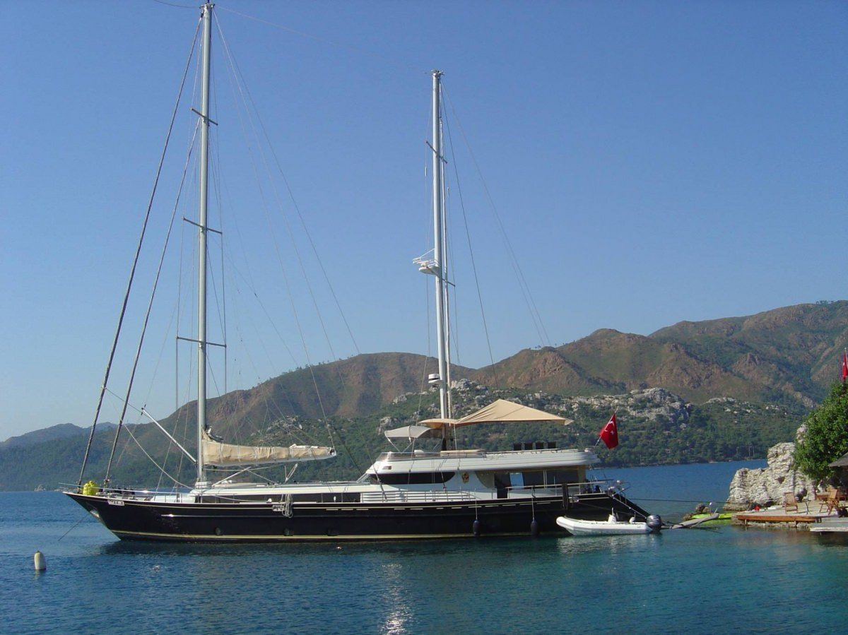 Sailing Yacht 'SUHEYLA', 12 PAX, 6 Crew, 131.00 Ft, 40.00 Meters, Built 1990, Karyat , Refit Year 2009