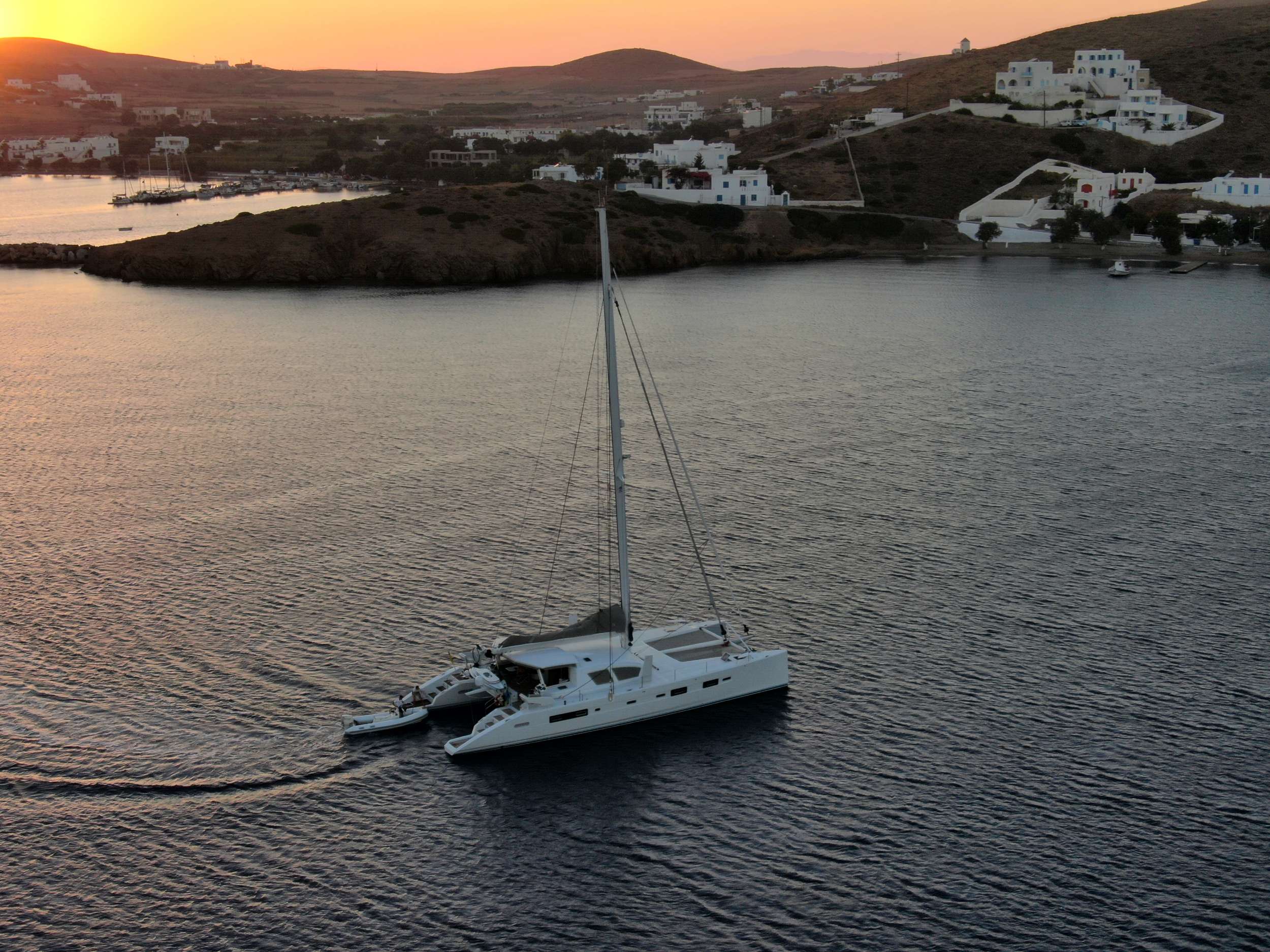 Catamaran Yacht 'STADIUM', 6 PAX, 2 Crew, 71.00 Ft, 21.00 Meters, Built 2008, Catana