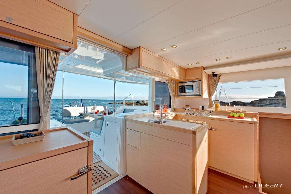 Catamaran Yacht 'AQUA', 8 PAX, 2 Crew, 45.00 Ft, 13.00 Meters, Built 2019, Lagoon