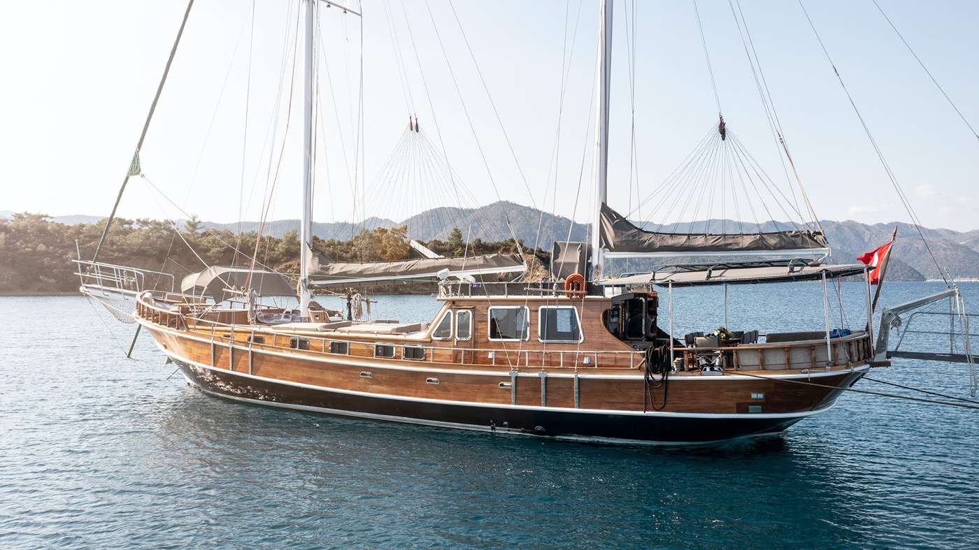 Sailing Yacht 'SERENAD A', 8 PAX, 4 Crew, 75.00 Ft, 23.00 Meters, Built 2003, Custom, Refit Year 2021