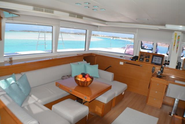 Catamaran Yacht 'AMURA II', 6 PAX, 2 Crew, 55.00 Ft, 17.00 Meters, Built 2011, CNB Bordeaux
