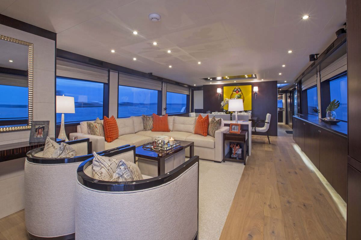 Motor Yacht 'LADY CARMEN' Main Salon, 10 PAX, 5 Crew, 102.00 Ft, 31.00 Meters, Built 2016, Hatteras