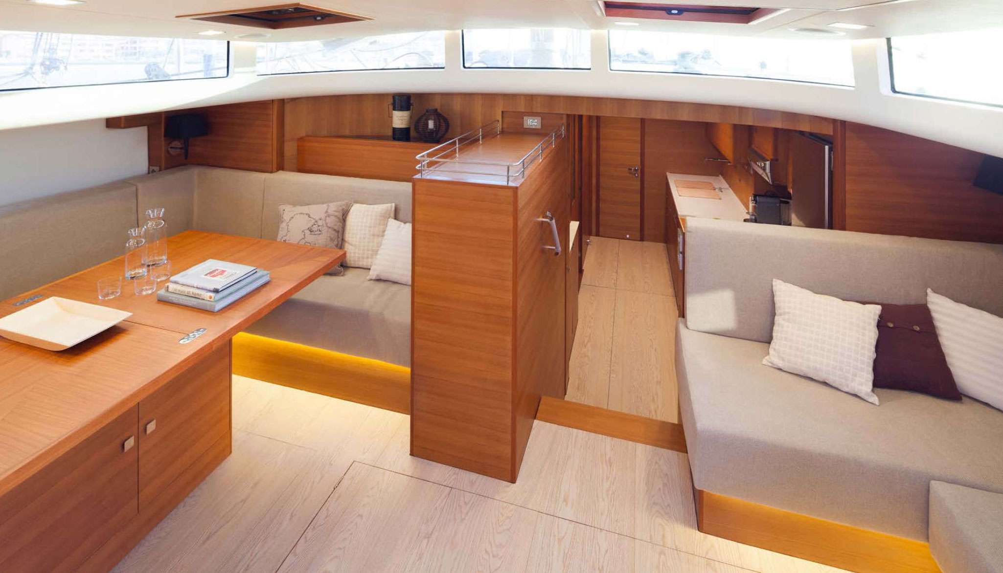 Sailing Yacht 'SOLARIS 72', 6 PAX, 2 Crew, 70.00 Ft, 21.00 Meters, Built 2013, Solaris, Refit Year 2018