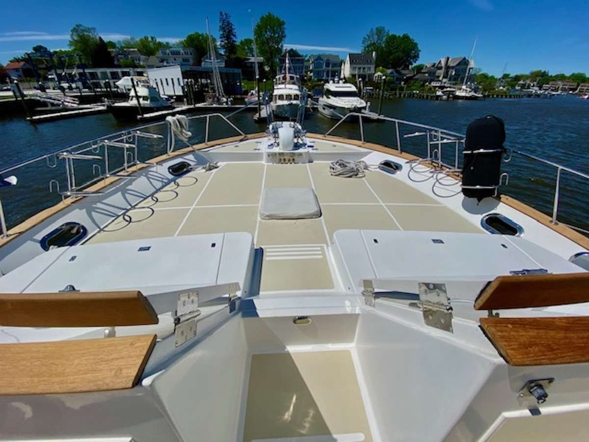 Motor Yacht 'ELLEON', 4 PAX, 2 Crew, 64.00 Ft, 19.00 Meters, Built 2003, GRAND BANKS, Refit Year 2021