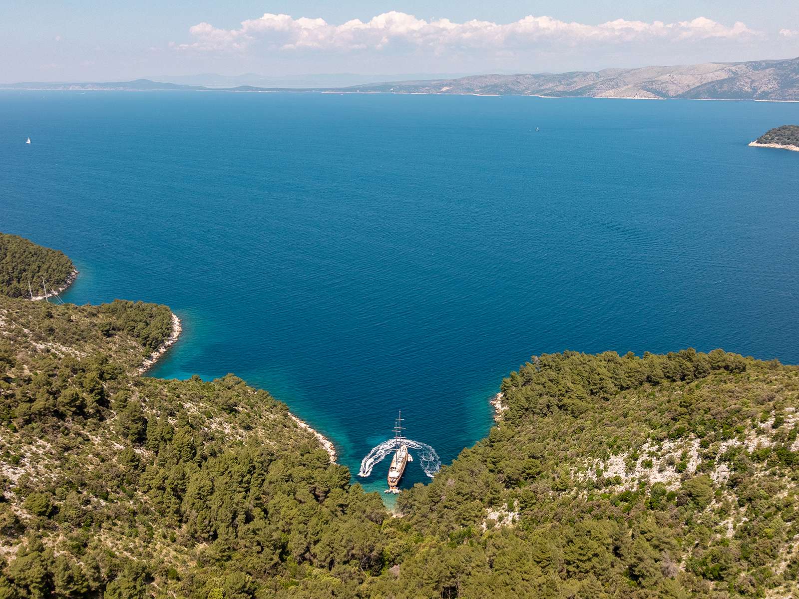 Motor Sailing Yacht 'DALMATINO', 12 PAX, 8 Crew, 142.00 Ft, 43.00 Meters, Built 2019, Custom