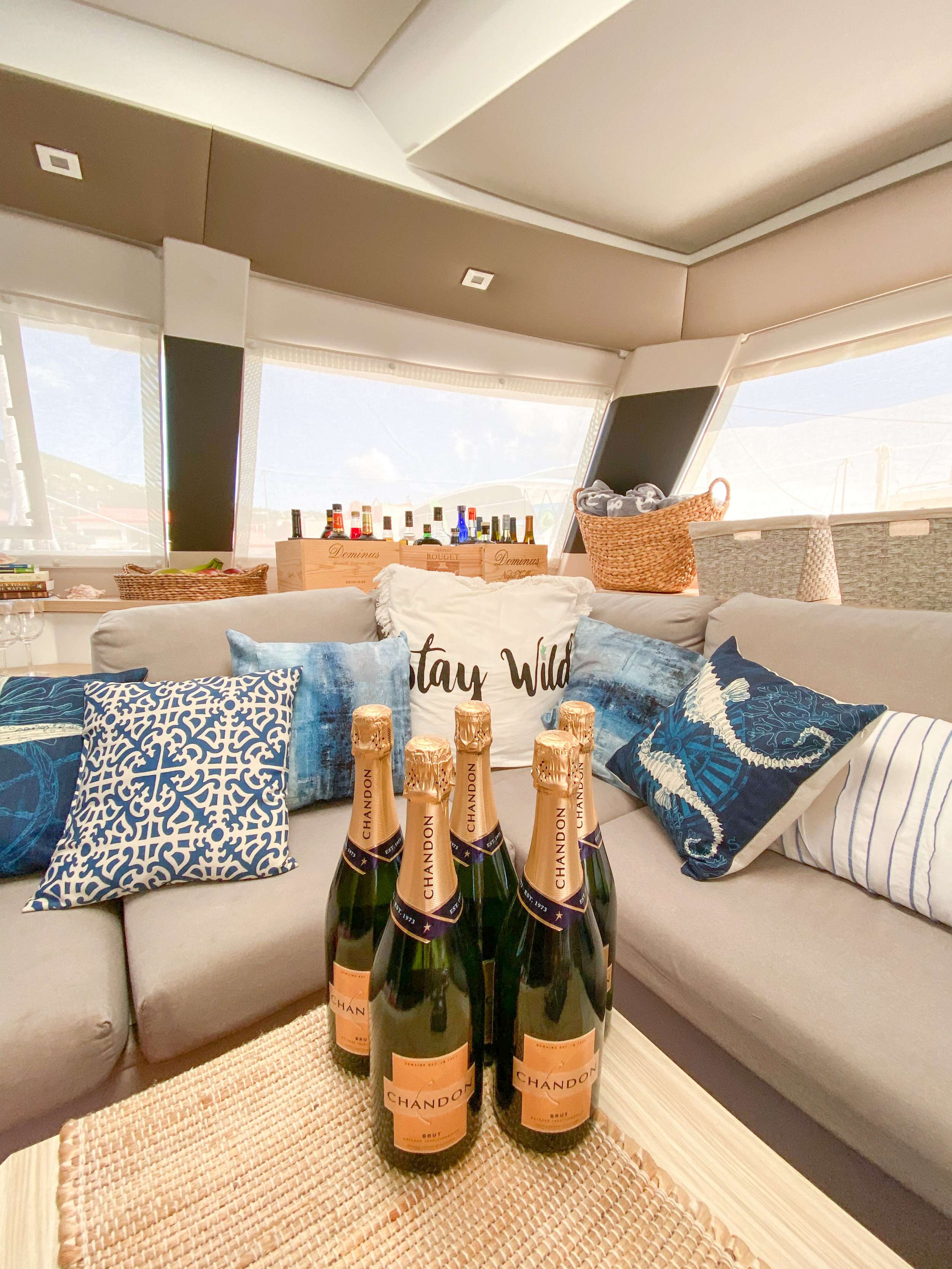 Catamaran Yacht 'SOL MATES' Champagne welcome!, 6 PAX, 2 Crew, 50.00 Ft, 15.00 Meters, Built 2018, Fountaine Pajot