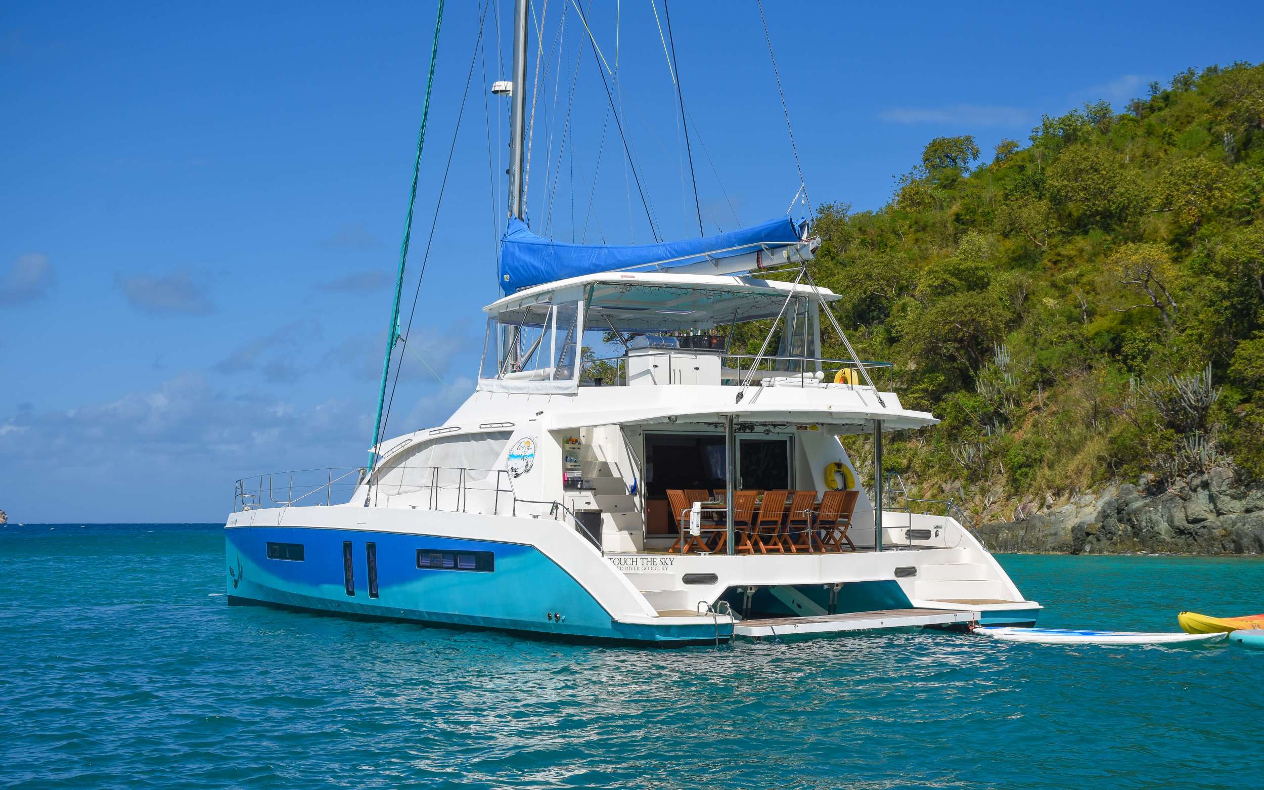 Catamaran Yacht 'TOUCH THE SKY', 10 PAX, 2 Crew, 58.00 Ft, 17.00 Meters, Built 2013, Leopard