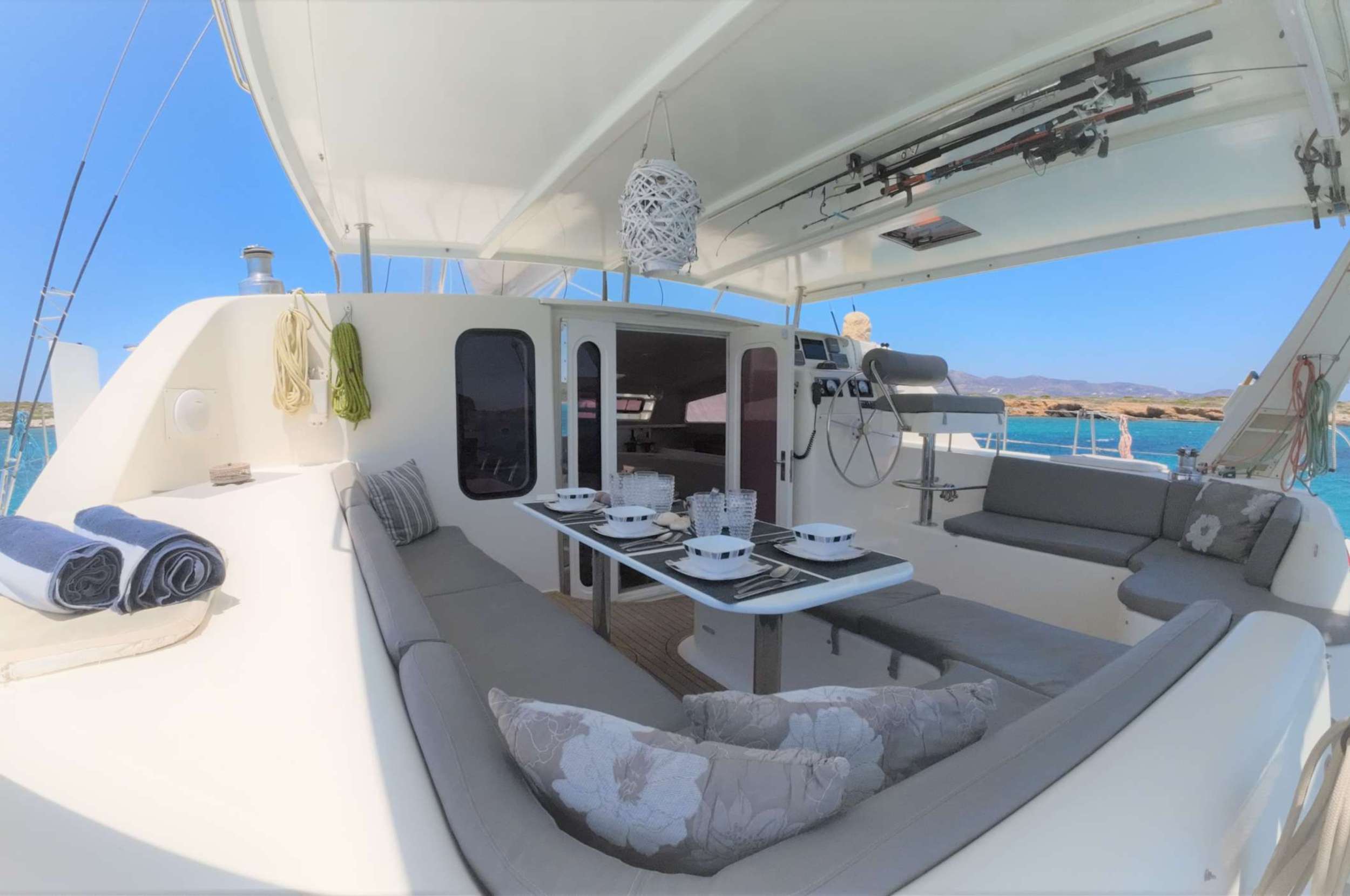 Catamaran Yacht 'NOVA', 6 PAX, 2 Crew, 44.00 Ft, 13.00 Meters, Built 2000, Robertson and Caine, Refit Year 2022
