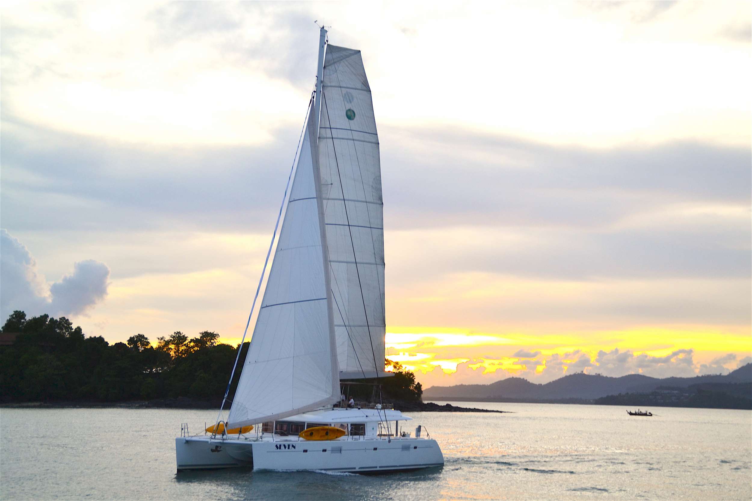 Catamaran Yacht '00SEVEN', 8 PAX, 3 Crew, 55.00 Ft, 17.00 Meters, Built 2012, Jeanneau, Refit Year 2021