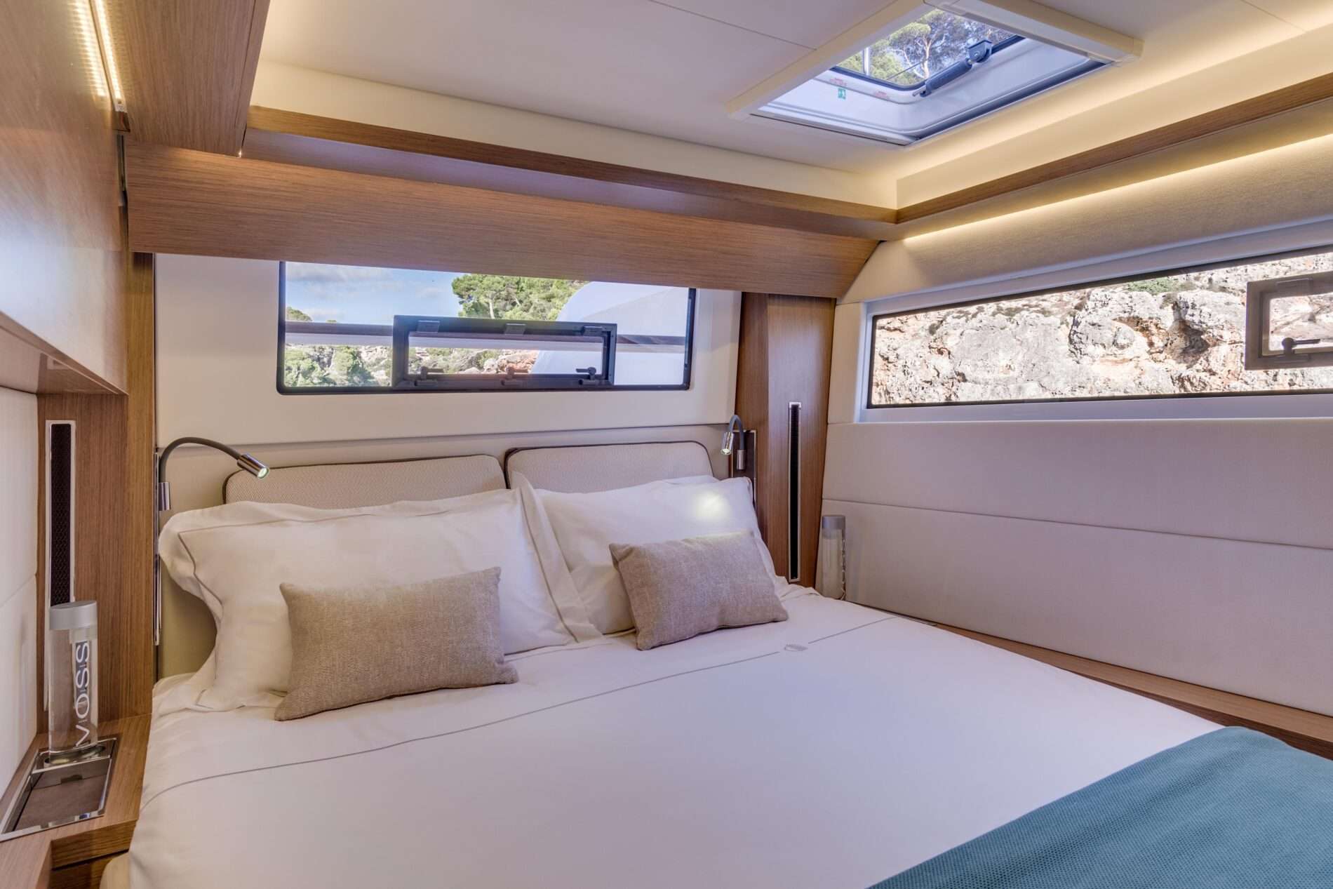 Catamaran Yacht 'BUENA VIDA', 10 PAX, 2 Crew, 50.00 Ft, 15.00 Meters, Built 2023, Lagoon