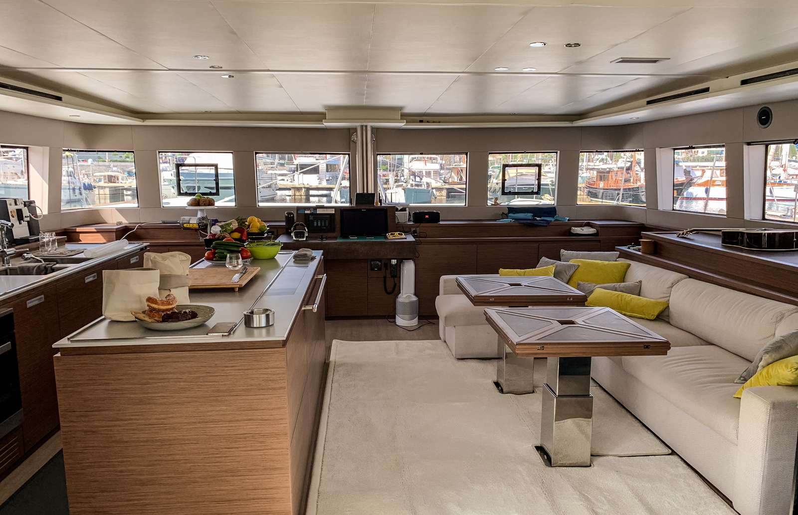 Catamaran Yacht 'DUOLIFE', 8 PAX, 3 Crew, 61.00 Ft, 18.00 Meters, Built 2019, Lagoon