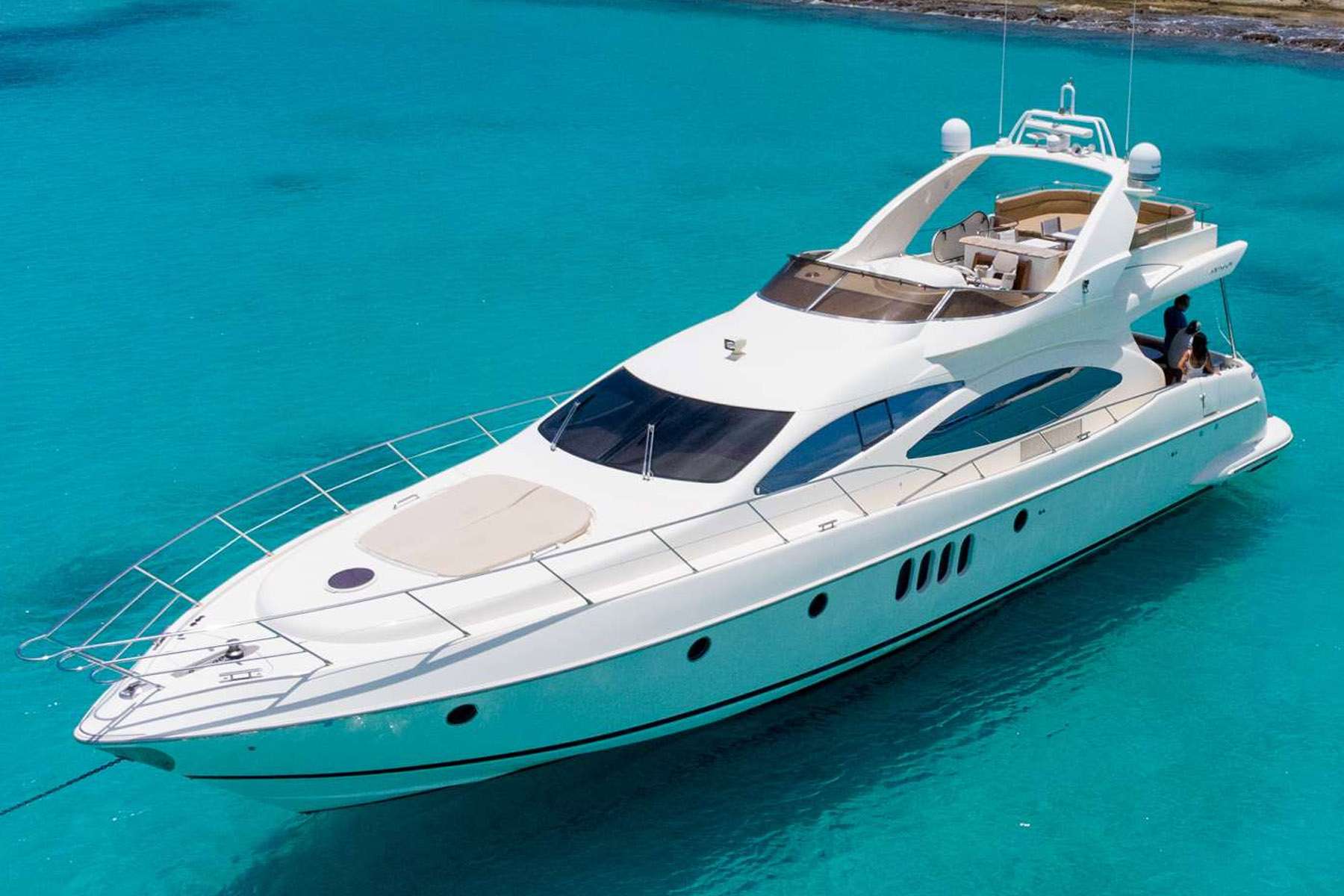 Motor Yacht 'VICTORIA', 6 PAX, 68.00 Ft, 20.00 Meters, Built 2006, Azimut