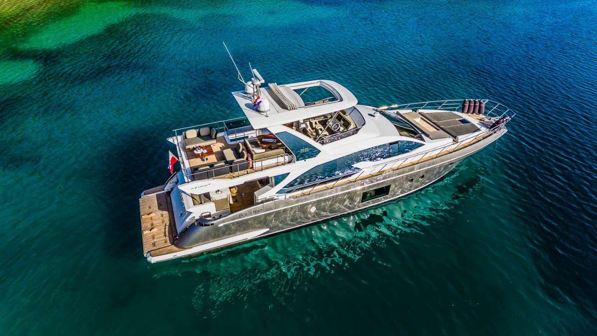 Motor Yacht 'MY KARAT II', 8 PAX, 66.00 Ft, 20.00 Meters, Built 2017, Azimut