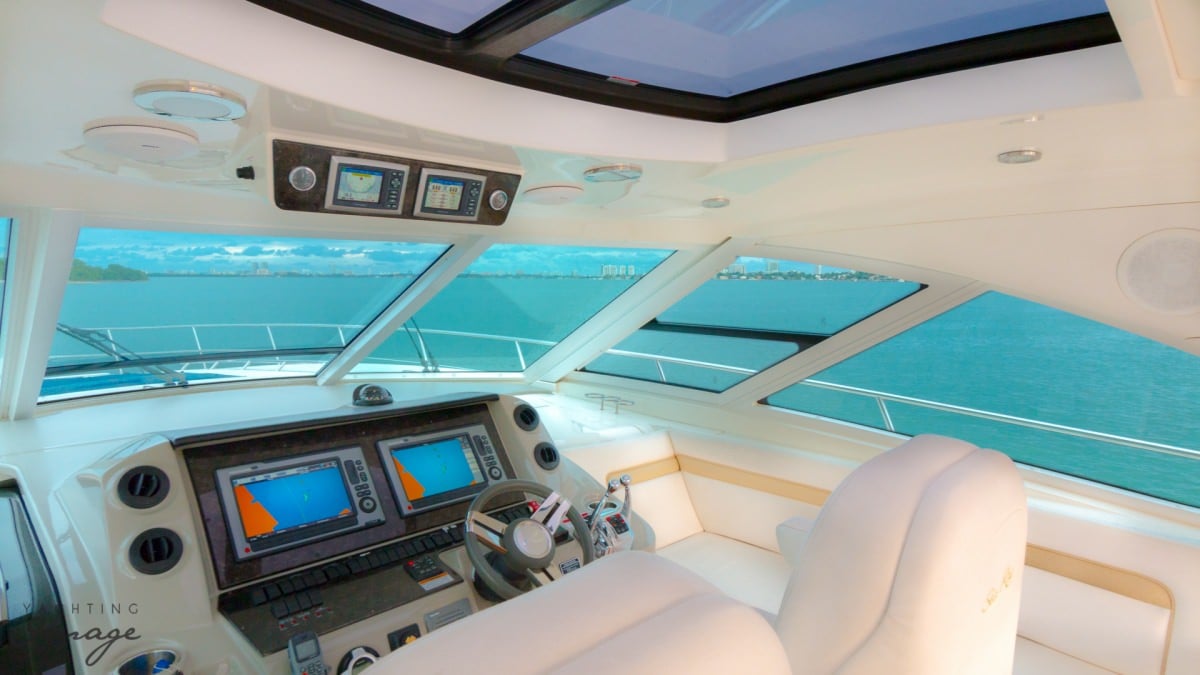 Motor Yacht 'XS', 4 PAX, 2 Crew, 54.00 Ft, 16.00 Meters, Built 2011, Sea Ray