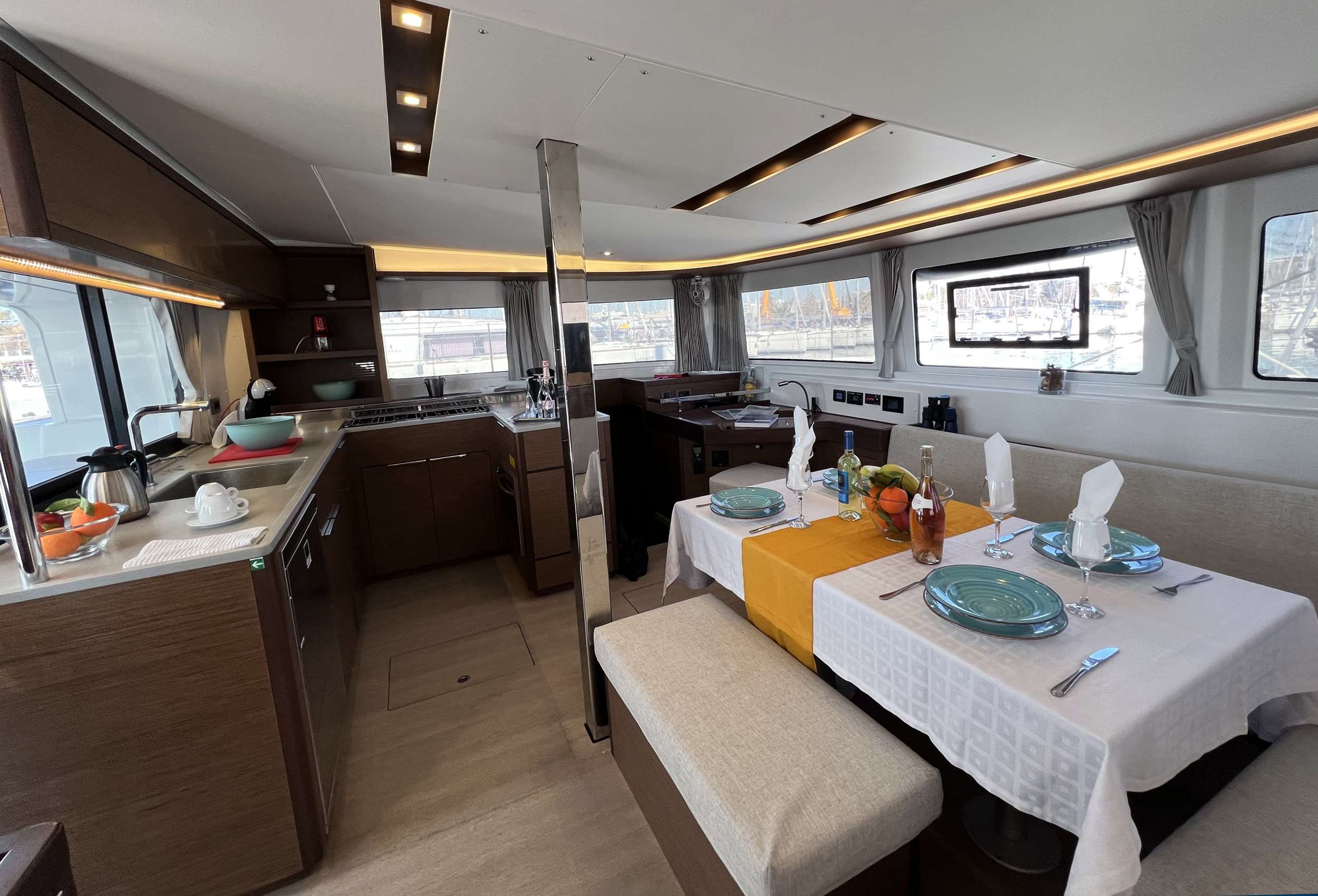 Catamaran Yacht 'KALISI MOU', 8 PAX, 1 Crew, 46.00 Ft, 14.00 Meters, Built 2021, Lagoon